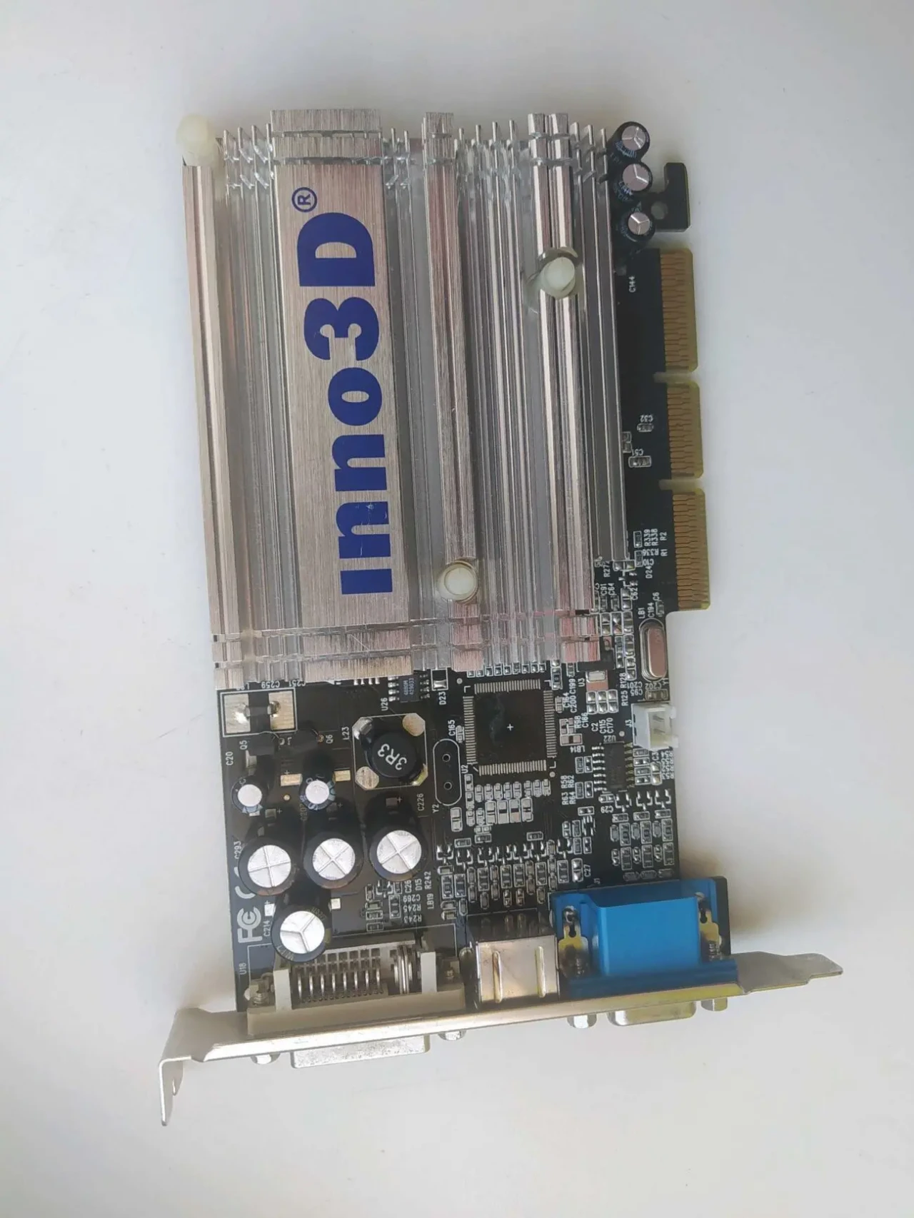 Відеокарта Inno3D FX5200-8X 8