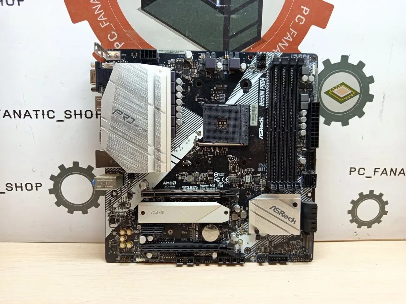 Материнська плата ASRock B550M Pro4 (sAM4, AMD B550, PCI-Ex16)