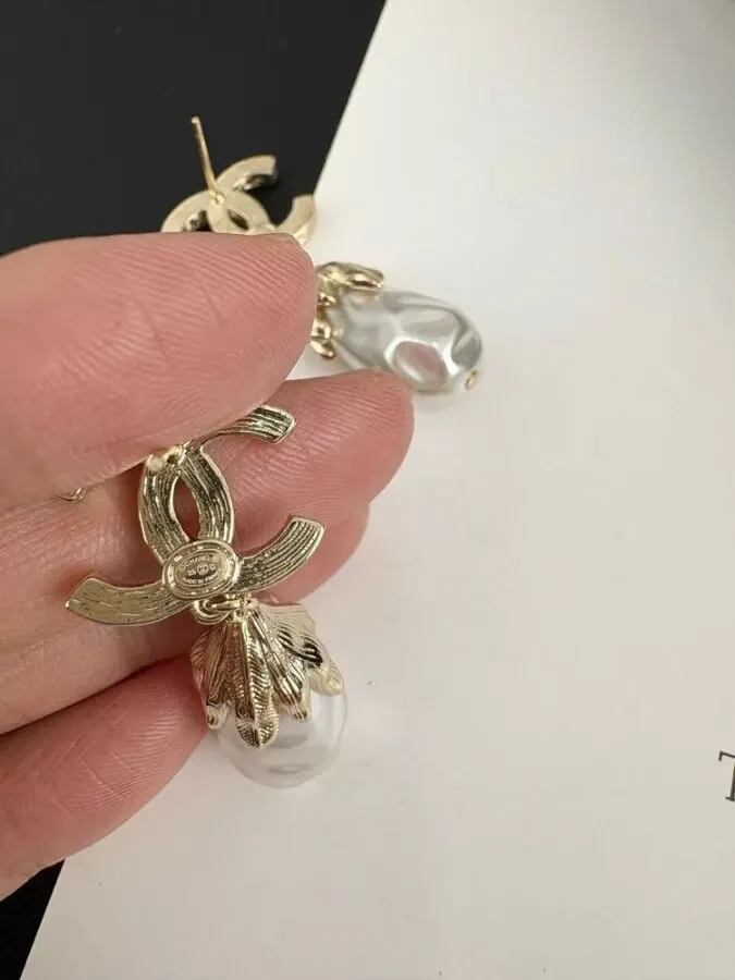 Сережки Chanell 5