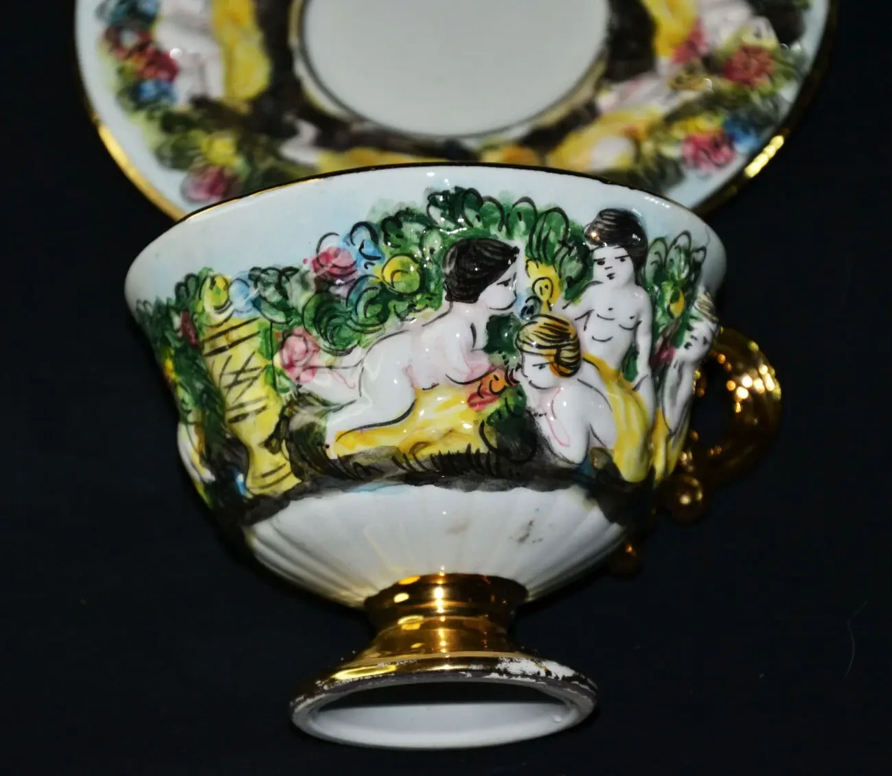 Коллекционная фарфоровая чайная пара Capodimonte 5