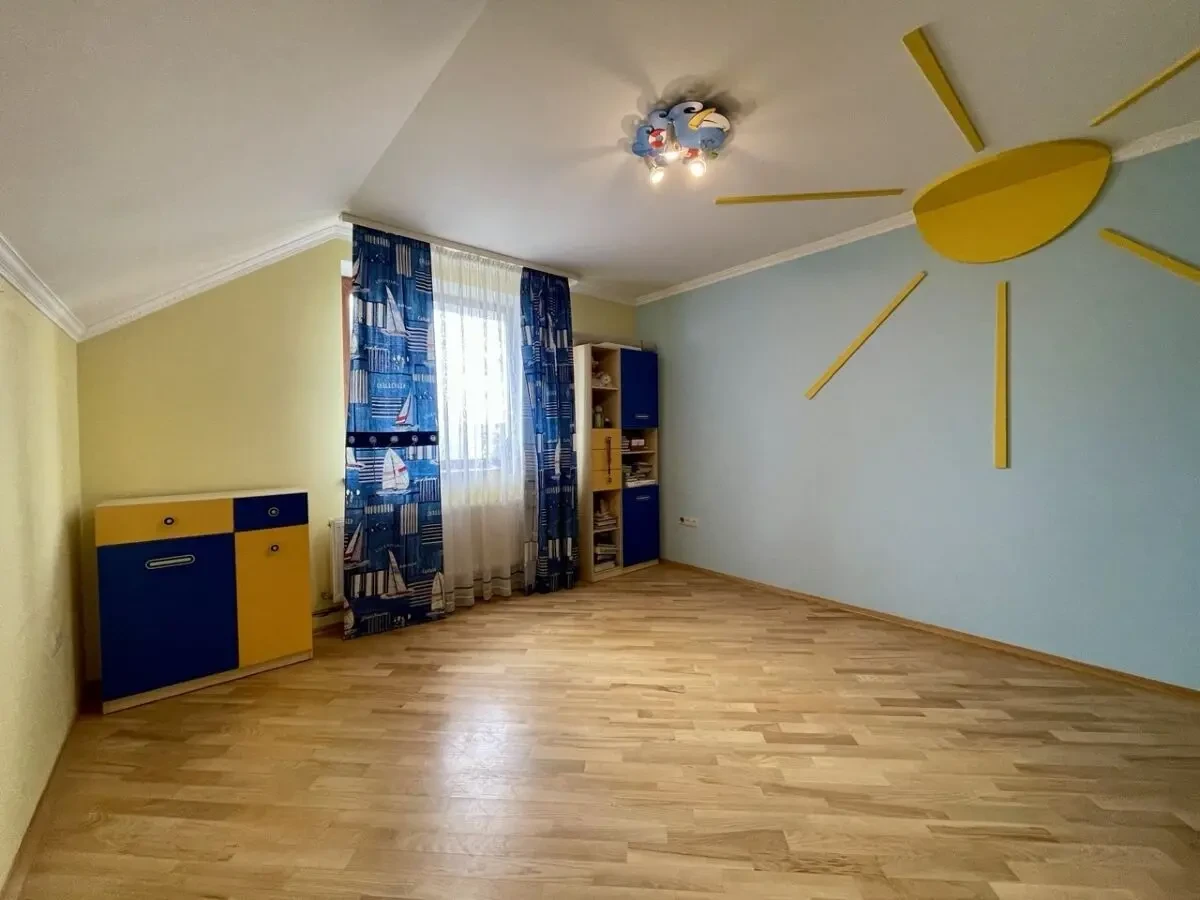 Продаж будинку у м. Луцьк 10