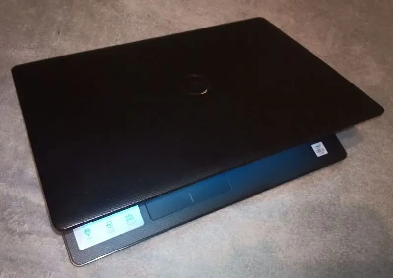 Ноутбук Dell Vostro 15 3590 Black 4