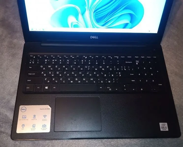 Ноутбук Dell Vostro 15 3590 Black 3