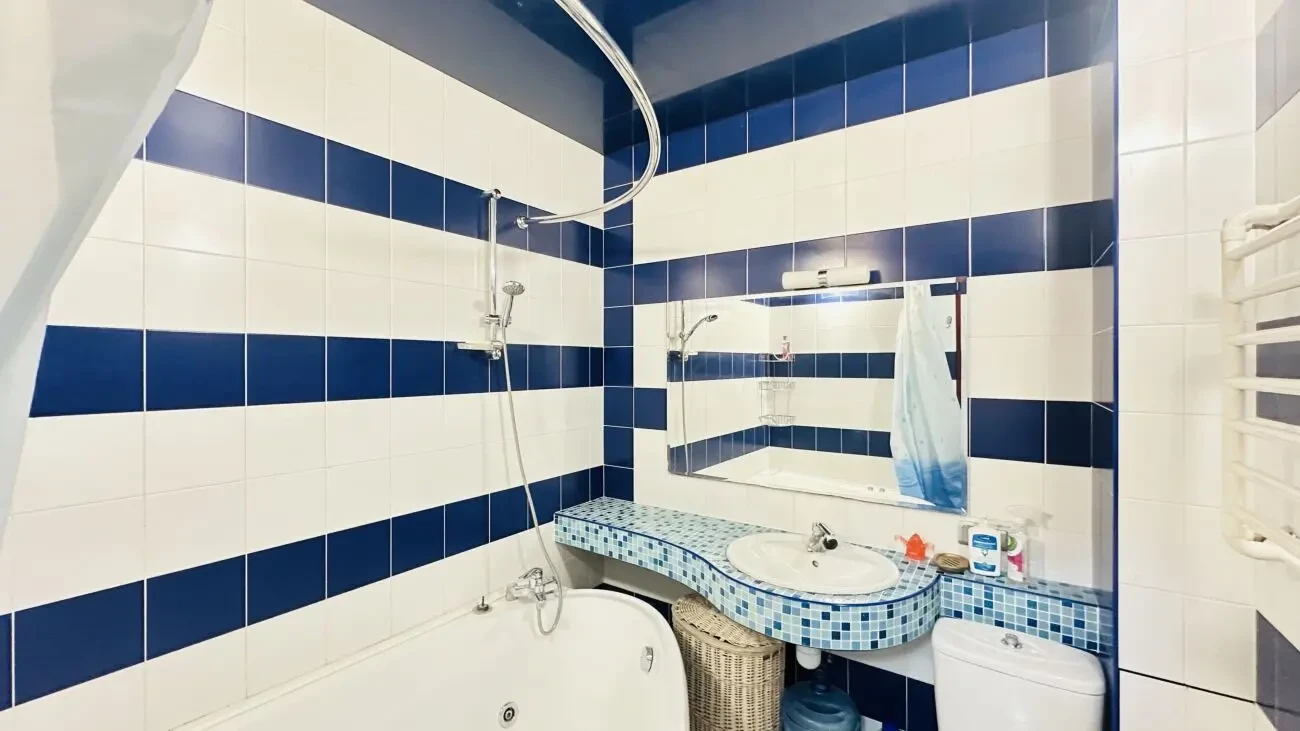Адмиральский проспект/5ст.Б.Фонтана,красивая уютная квартира,новый дом 10