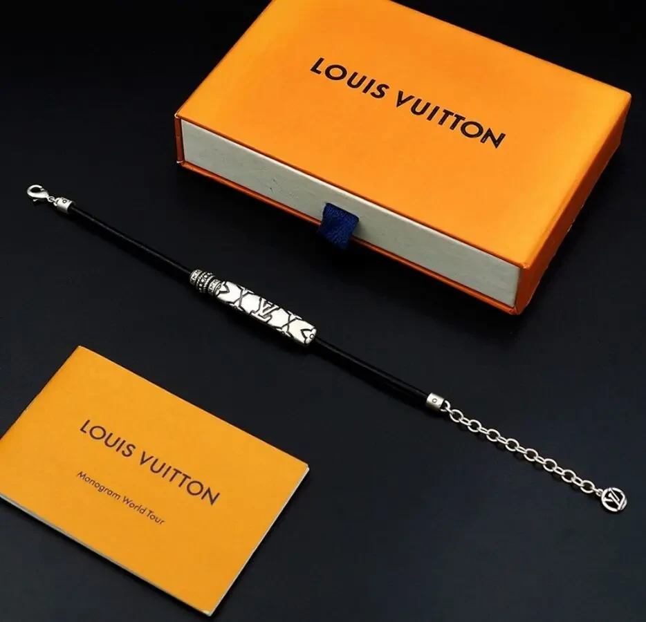 Браслет Louis Vuitton 9