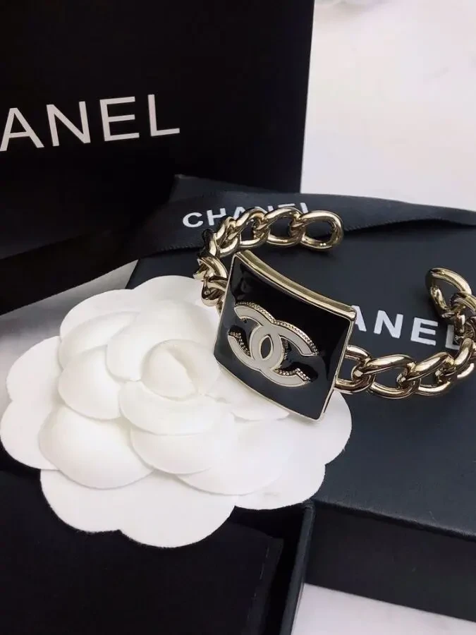 Браслет-каф Chanell 3
