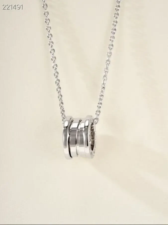 Підвіска Bvlgari 3