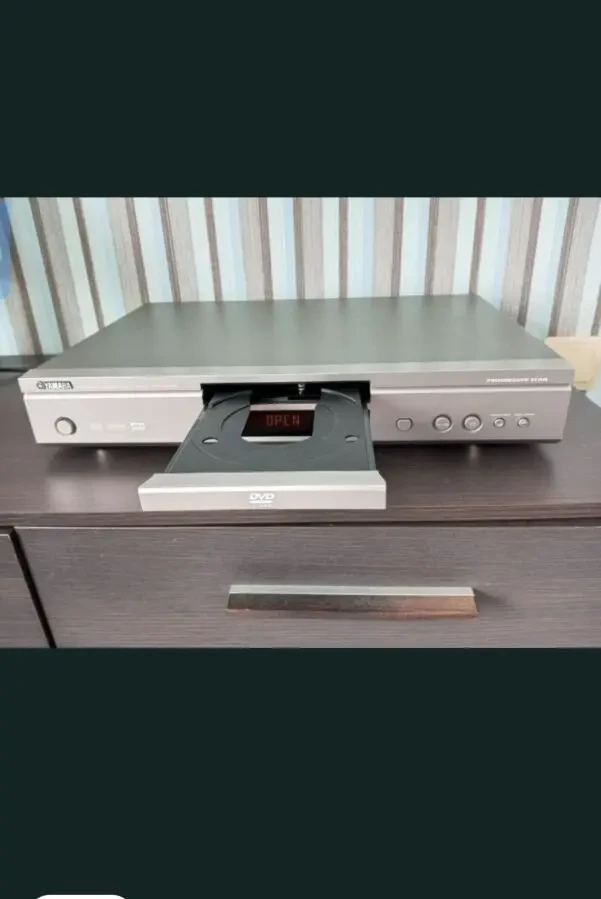 DVD програвач Yamaha 2