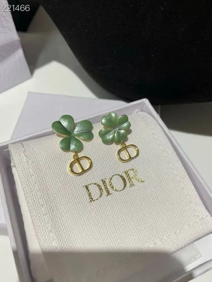 Сережки Dior 5