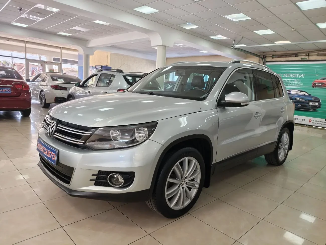 Volkswagen Tiguan 4MOTION 2.0TSI 16V 6АКПП 2013 р.в. (200 к.с.)