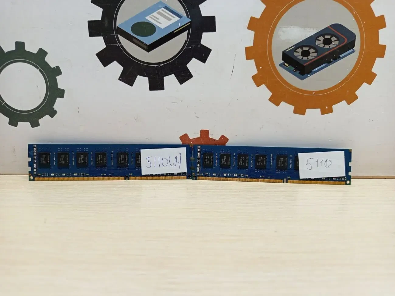 Оперативна пам'ять Hynix DDR3 1600MHz 8Gb 2Rx8 PC3L-12800U-11-12-B1 2
