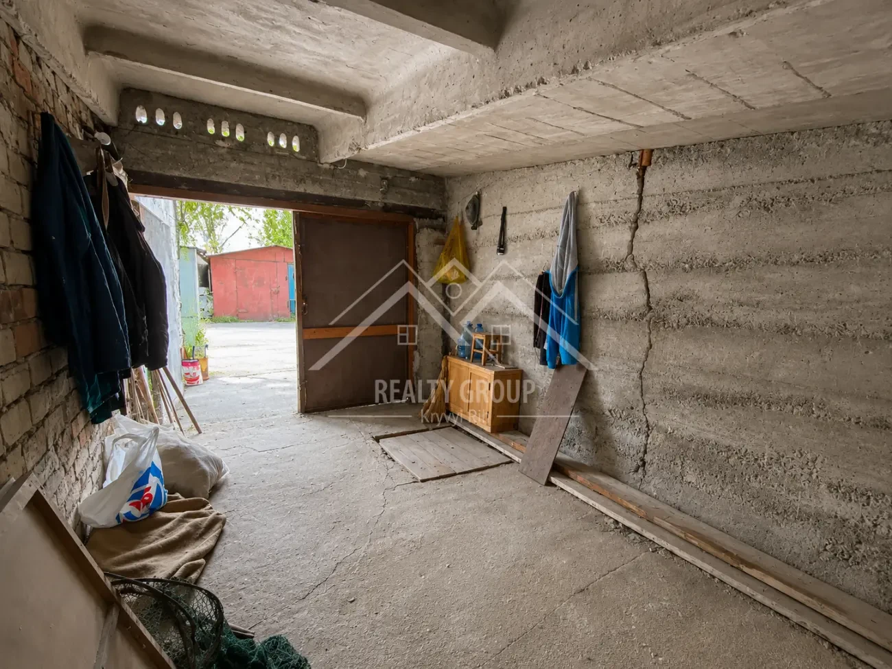 Продаж гаражу на 96-у кварталі 4