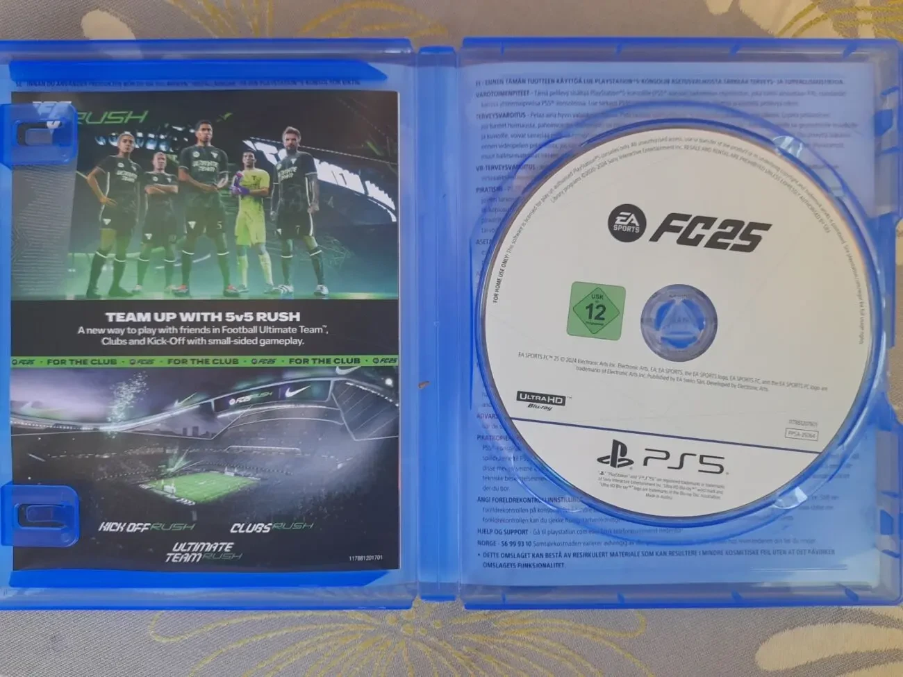 Игра на ps - 5 плейстейшн 5 FIFA 2025 новая футбол 3