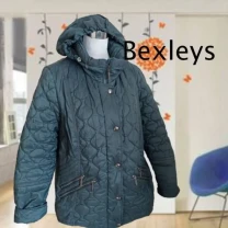 Bexleys Демисезонная женская куртка стеганная капюшон на 52 зеленый