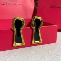 Сережки Schiaparellli