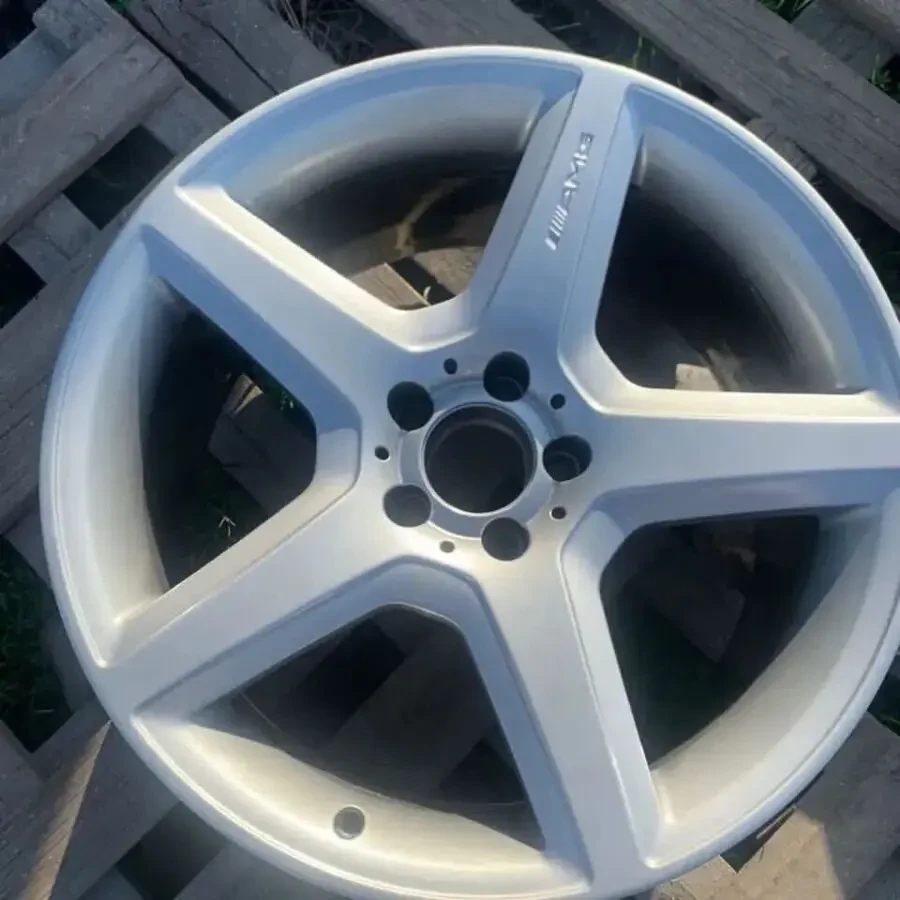 Диски Mercedec R19 AMG 4