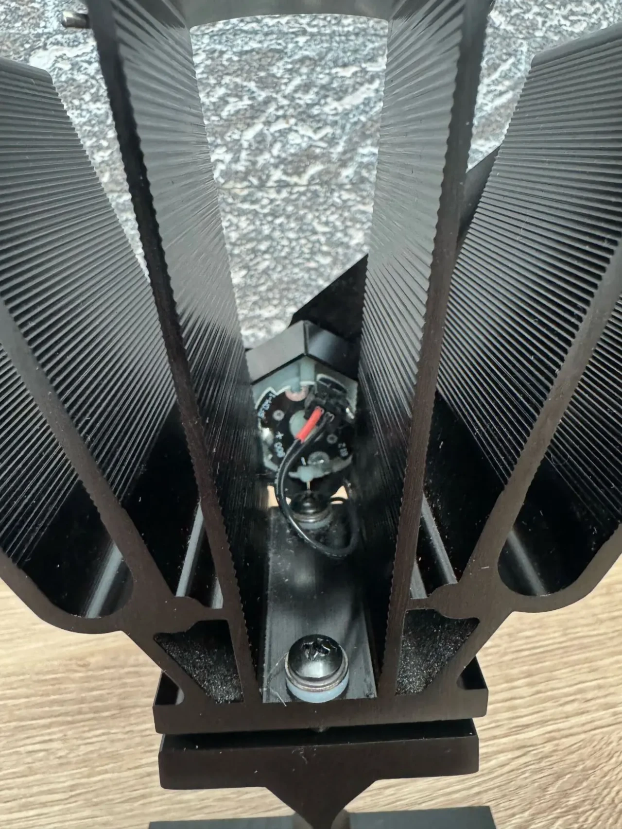 Камінний вентилятор Ecofan – ефективне тепло без електрики 5