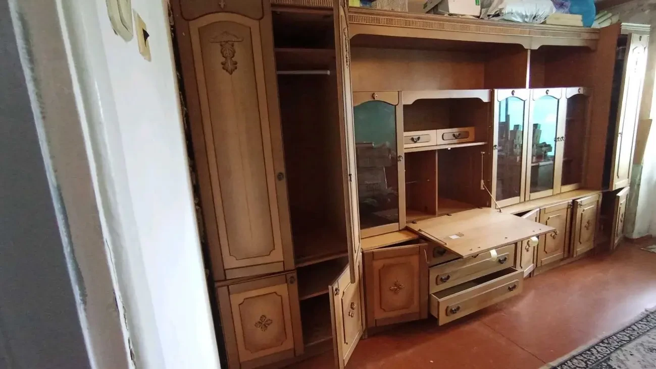 Срочно Продам Стенку 2