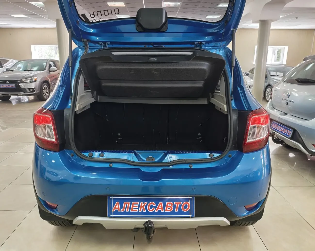 Dacia Sandero Stepway 1.5dCi 8V 5МКПП 2013 р.в. (90 к.с.) 3