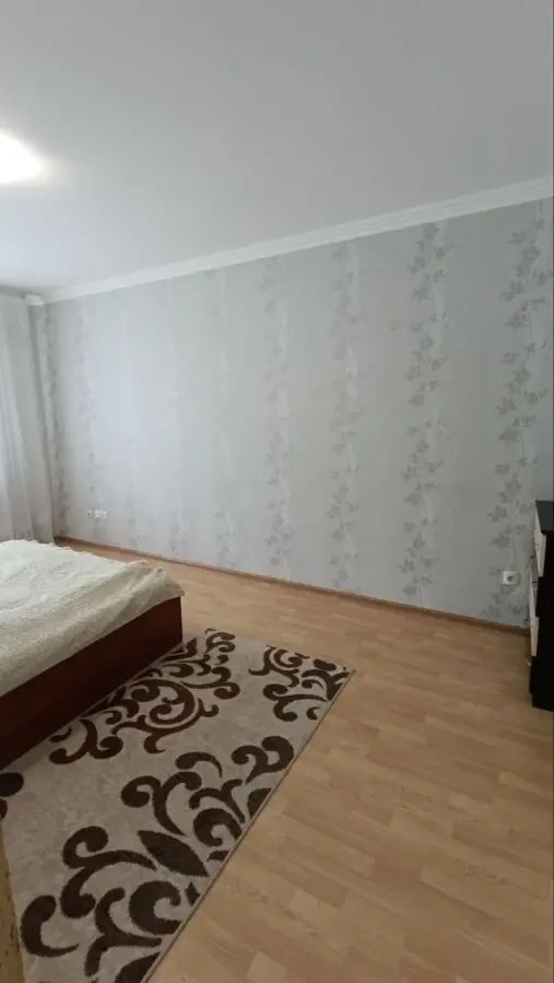 1к квартира з індивідуальним опаленням, ремонт, меблі, техніка, Хмель 8