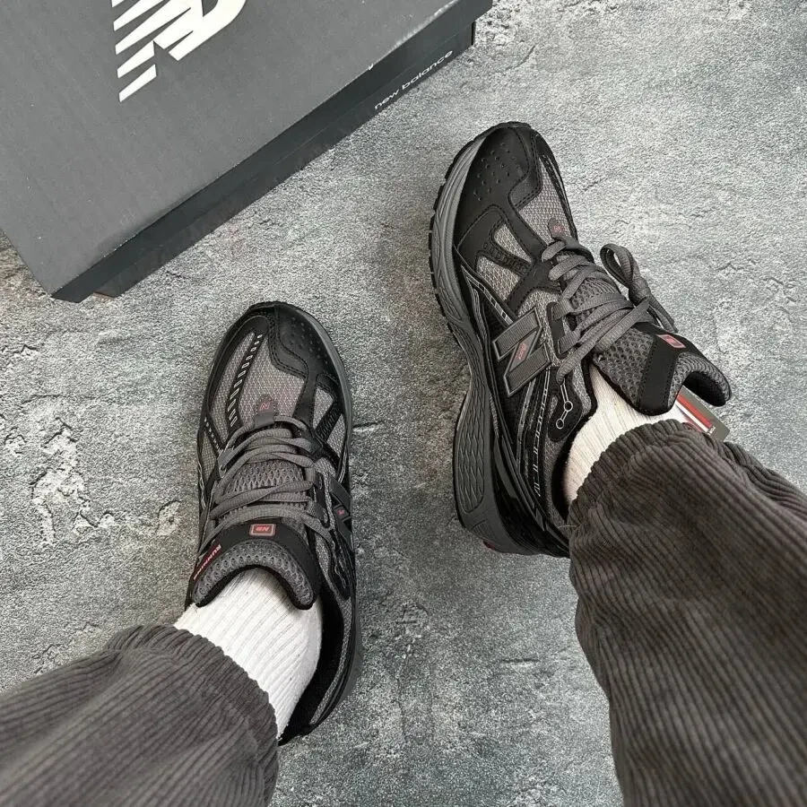 New Balance 1906U black/flame 3