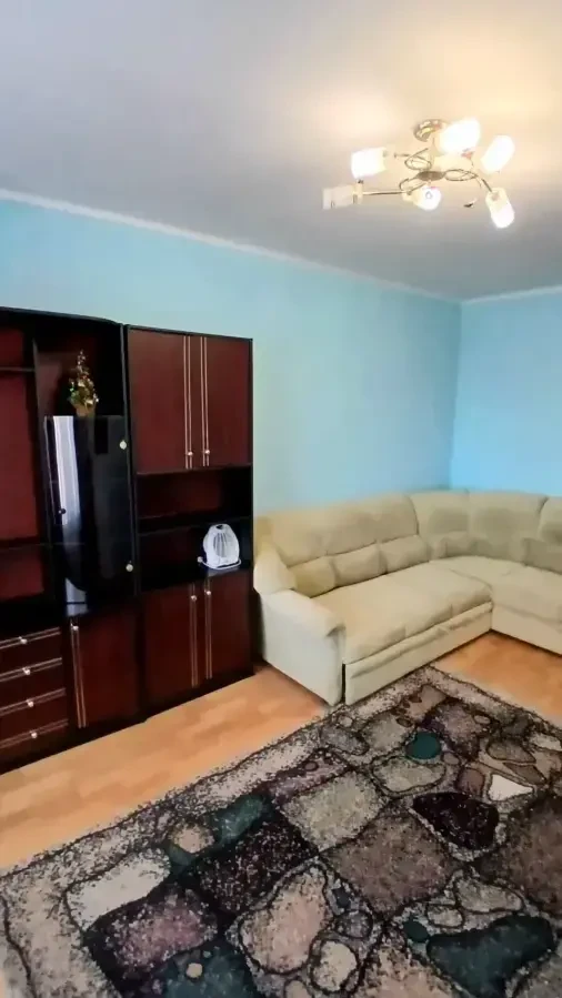 Оренда 1-к Милославська, 12 3