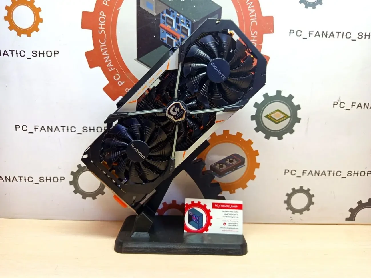 Відеокарта GIGABYTE GeForce GTX 1080 Xtreme Gaming Premium Pack