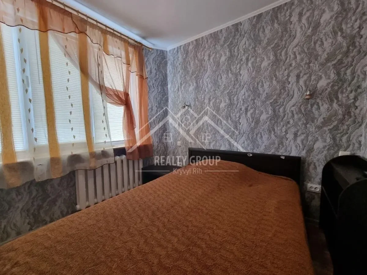 Продаж 3к утепленої квартири на Юності 8