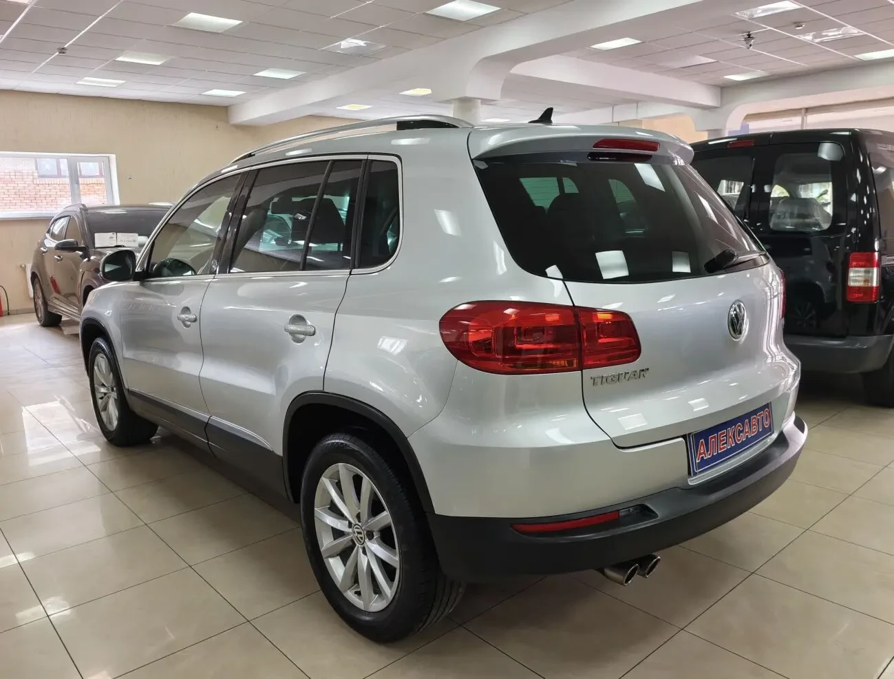 Volkswagen Tiguan Limited 2.0TSI 16V 6АКПП 2017 р.в. (200 к.с.) 5