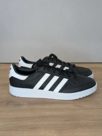 шкіряні кросівки adidas Team Court