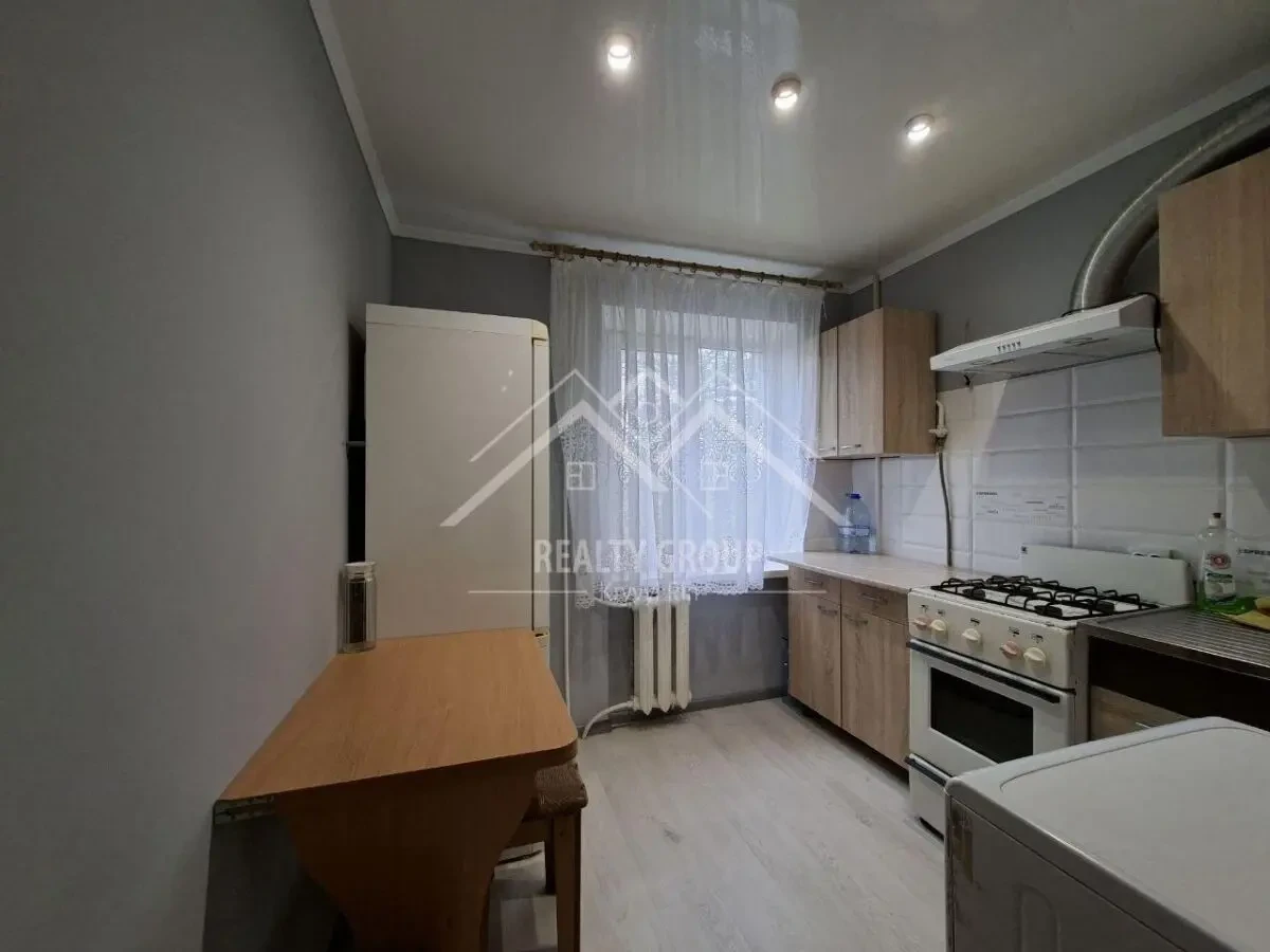 Продаж 1к квартири на вул.Соборності (Косіора) 2