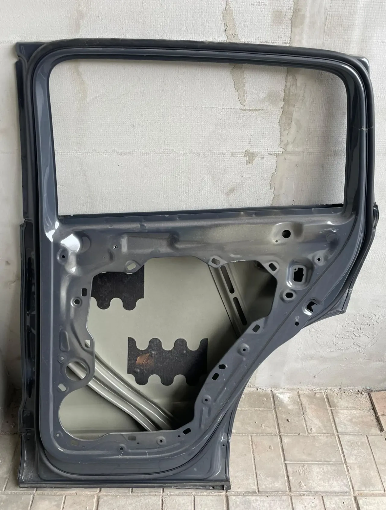 Volkswagen Tiguan Дверь задняя правая 571833056C  7