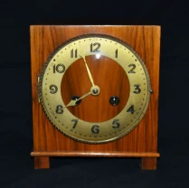 Антикварные немецкие каминные часы Kienzle
