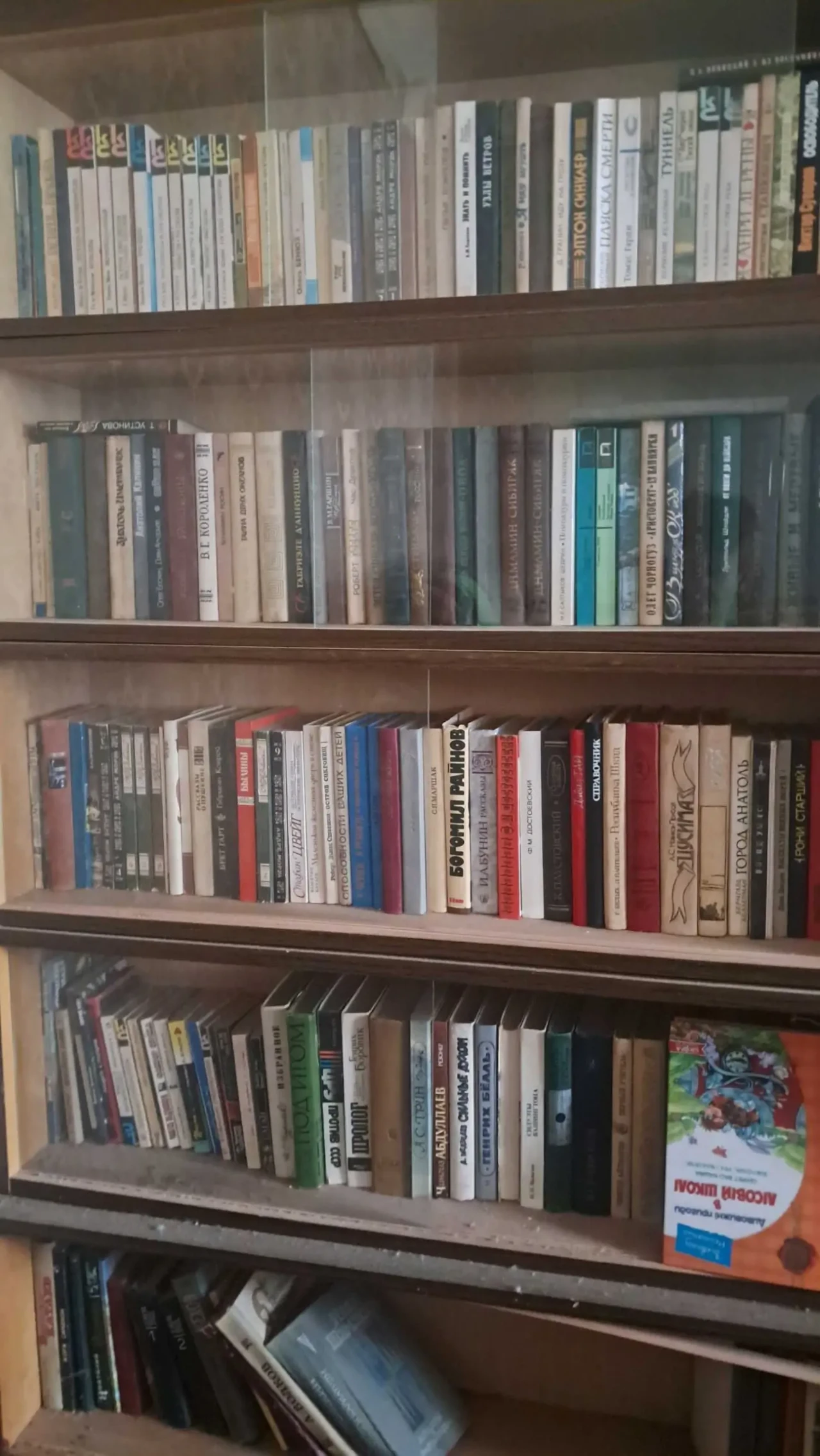 продам ,книги 3