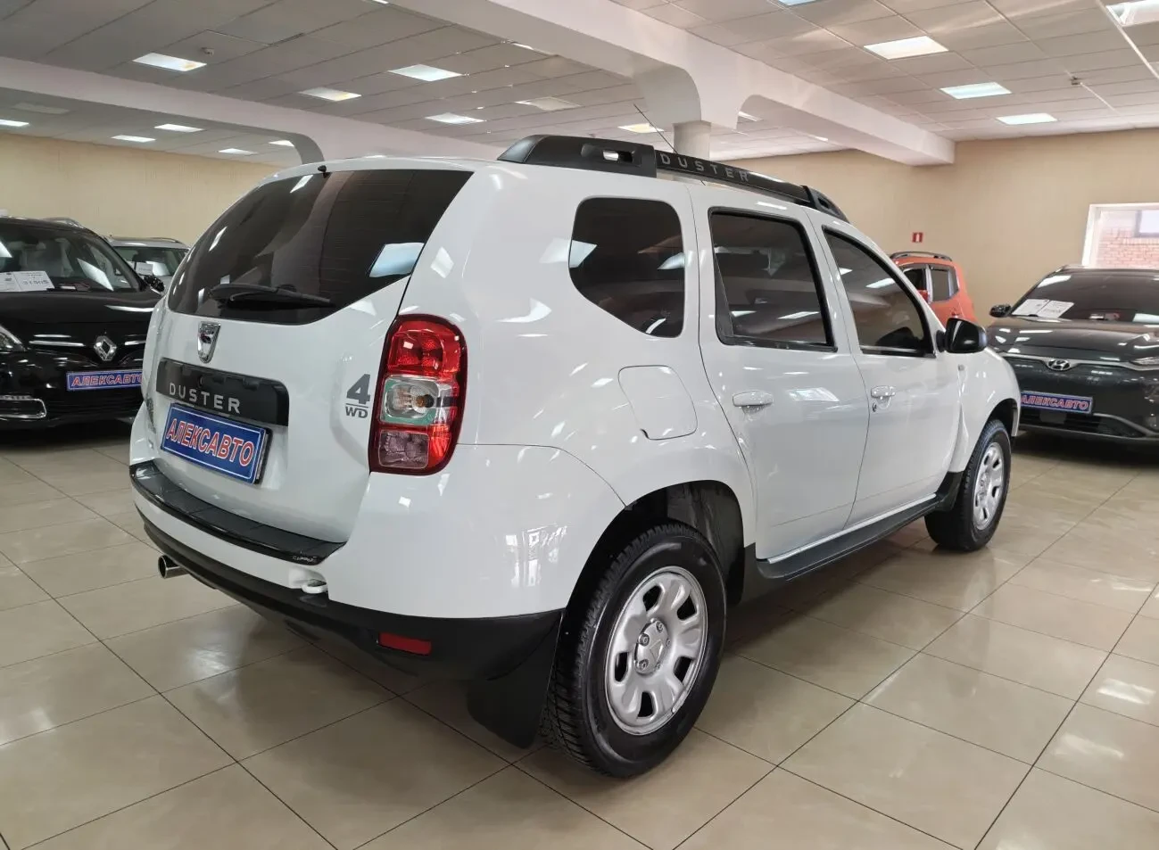 Dacia Duster 4WD 1.6i 16V 6МКПП 2015 р.в. (105 к.с.) 6