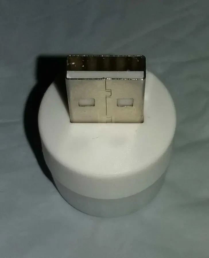Лампа USB 5 Вольт, работа от литиевой акб 2