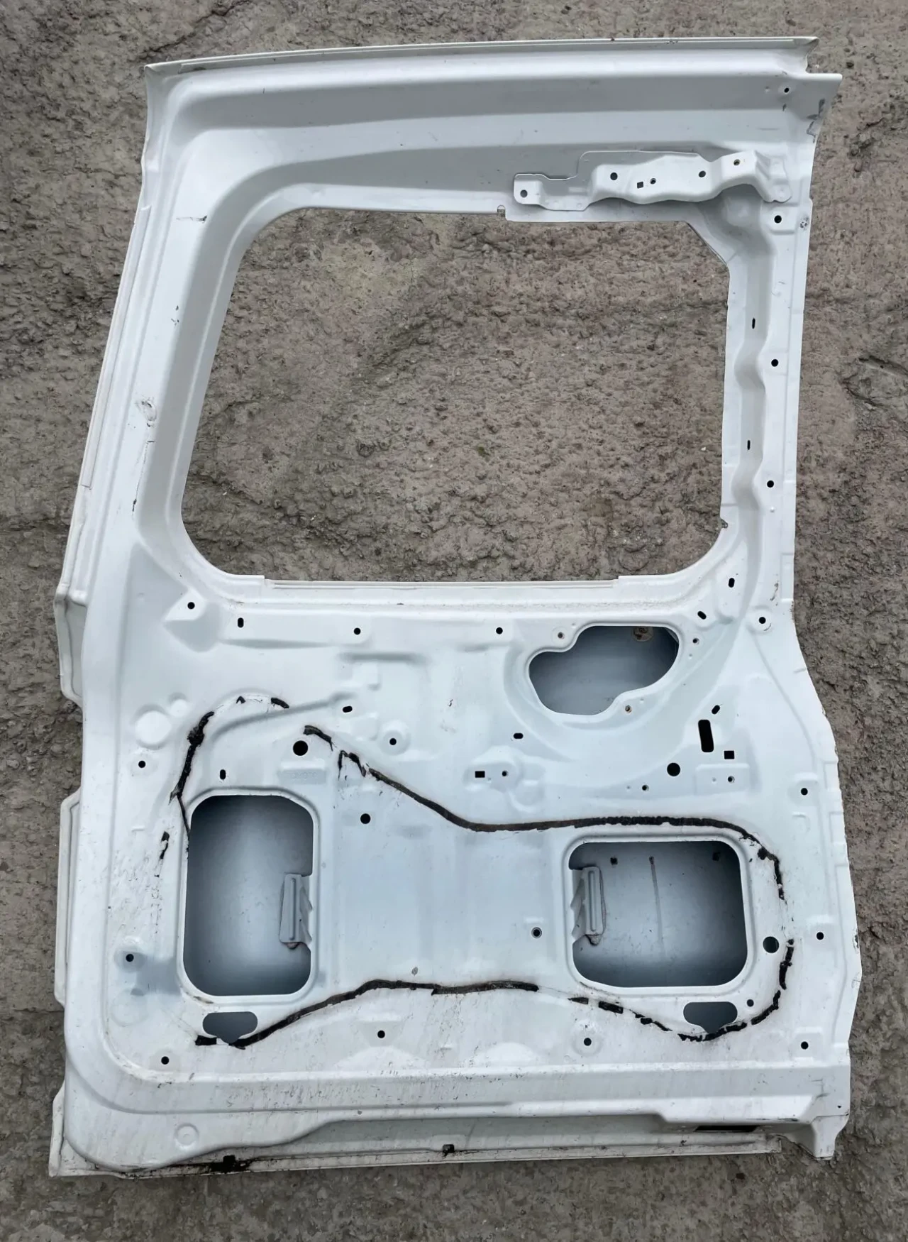 Toyota Land Cruiser 200 GX Дверь  6700560E30 6700560E40 6700560E80   4
