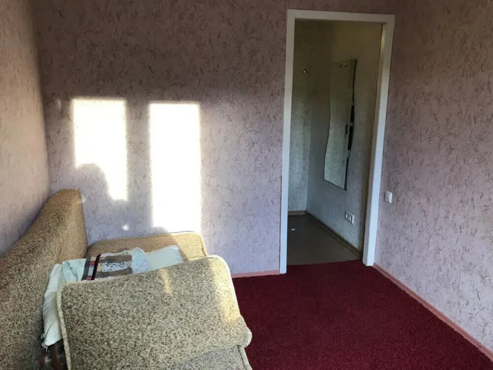 Посуточно, долгосрочно. Сдам отдельную комнату в квартире возле метро