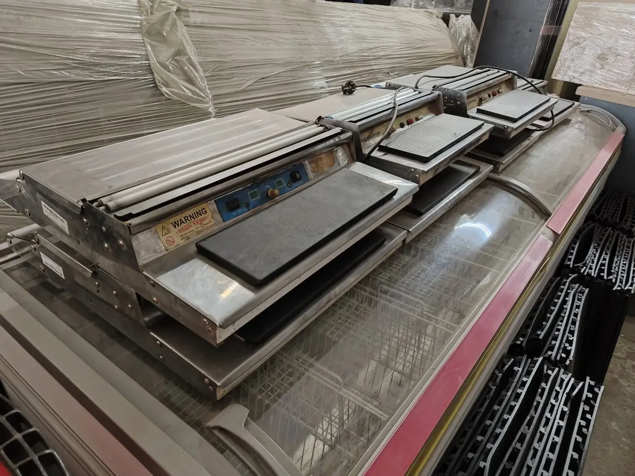Гарячий пакувальний стіл Hand Wrapper 450 бу, гарячі столи бу, пакувальний стіл бу 2
