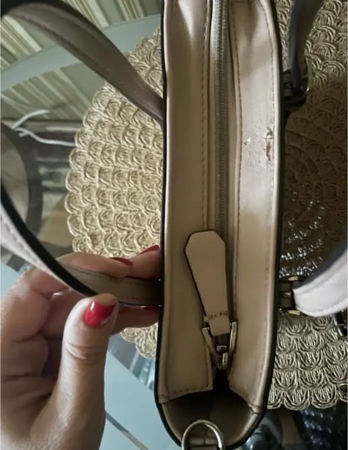 сумка кросс Боди пудра  Guess 6