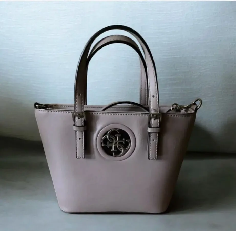 сумка кросс Боди пудра  Guess