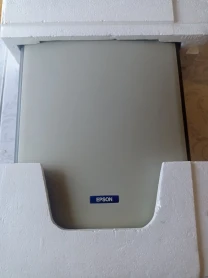 Планшетный сканер EPSON