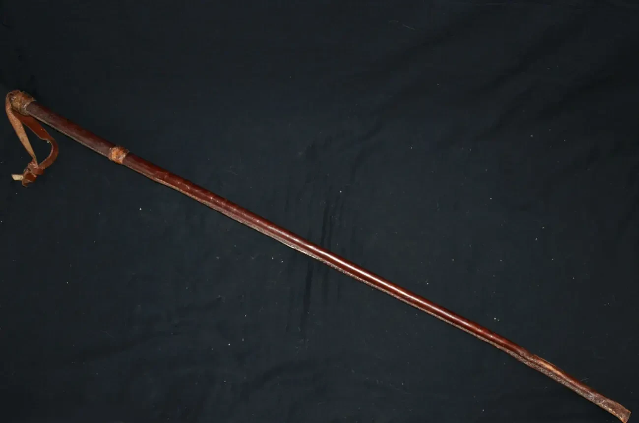 Старинный военный хлыст (swagger stick)