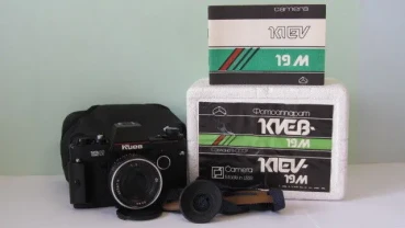 Фотоаппарат КИЕВ-19М.Экспортный вариант.В Родной  Коробке с Паспортом.Новый