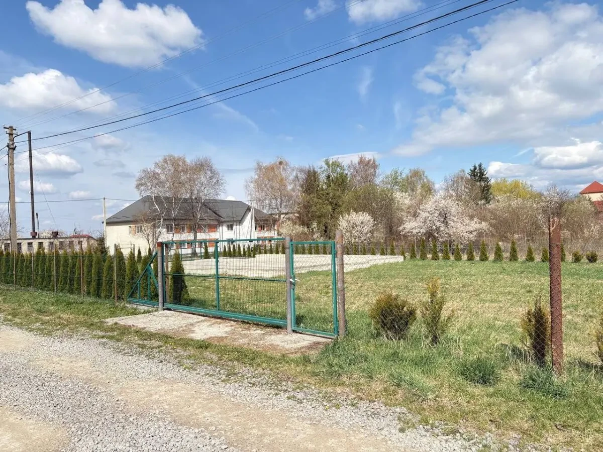 Продаж ділянки з забудовою в с. Керниця (поруч з Городком) Львів 8