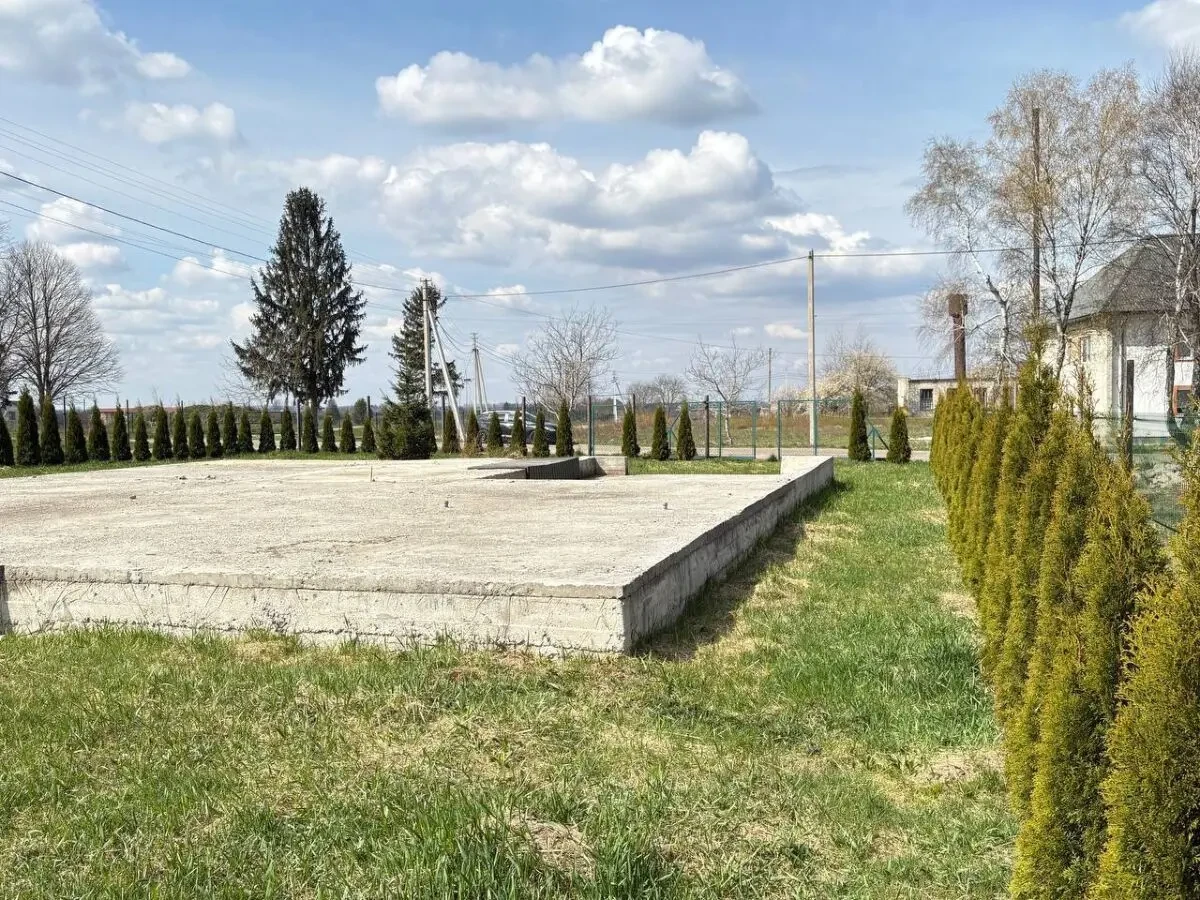 Продаж ділянки з забудовою в с. Керниця (поруч з Городком) Львів 2