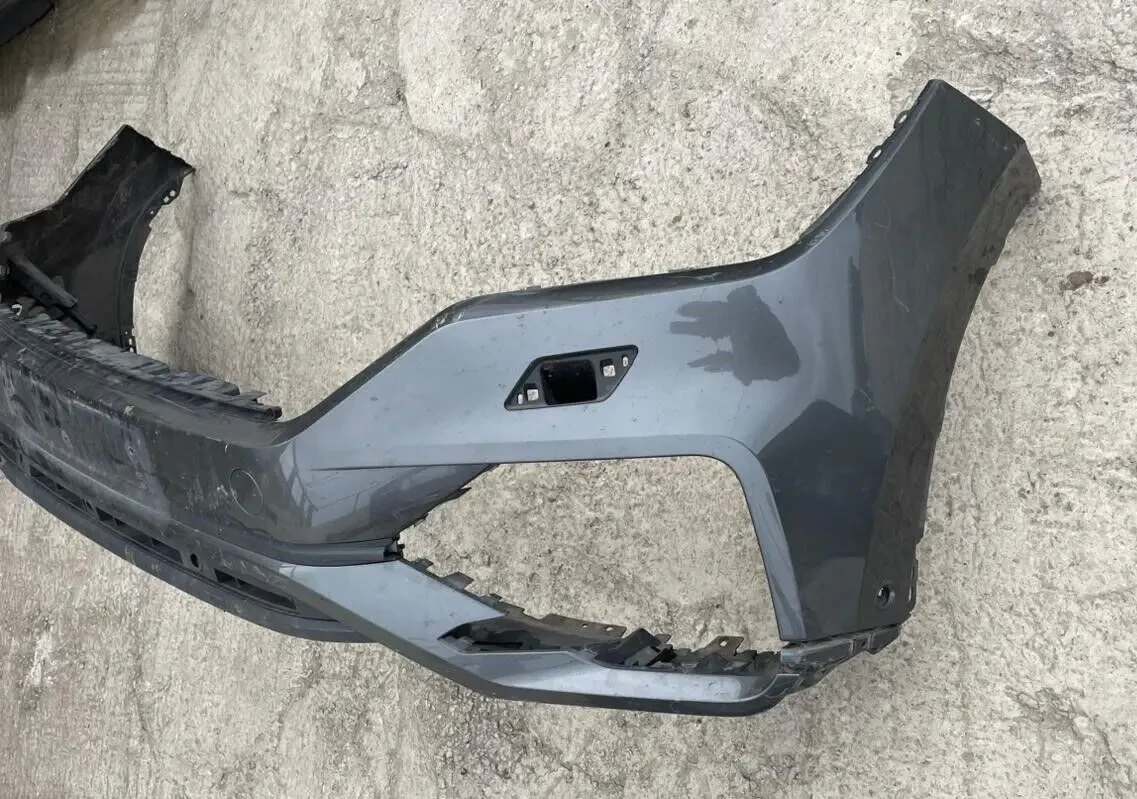 Volkswagen Touareg Бампер 760807217GRU 760807217AKGRU 760807039R9B9 7