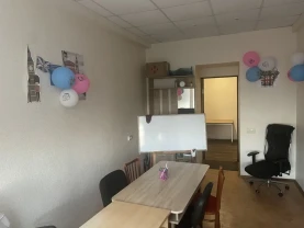 Сдам офис 17 м.кв.,левый берег.