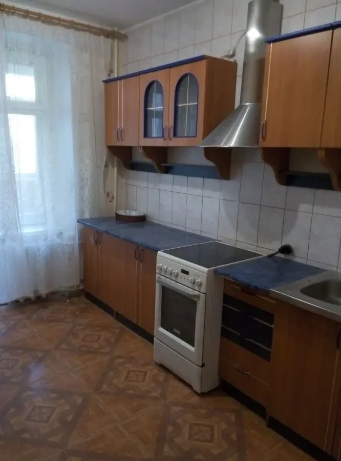 Сдам 3 комнатную квартиру по ул. Рабочая 148 6