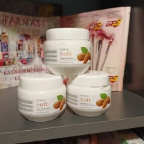 Крем для рук та тіла Soft з мигдалем, 150 мл, Farmasi